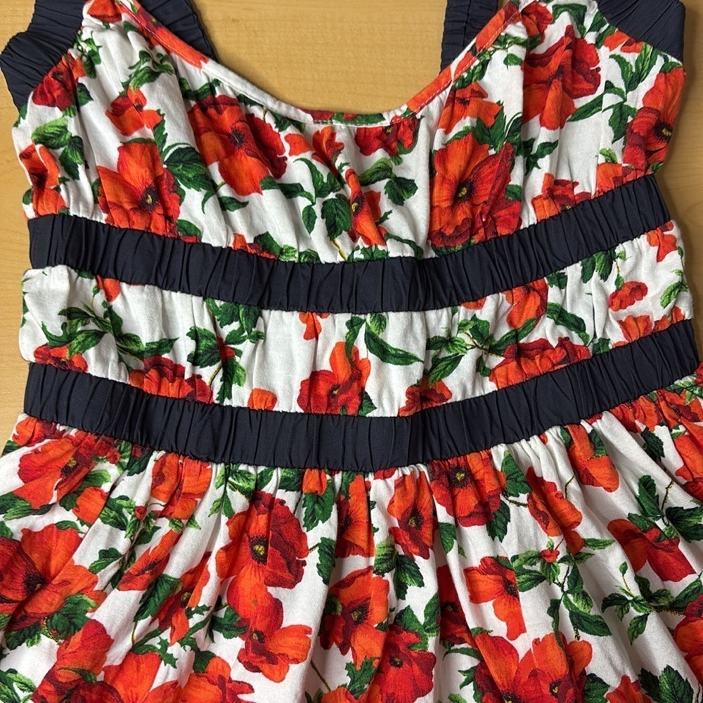 ⭐️ Mauve Red and Green Floral tank top- size XS - Picture 2 of 7